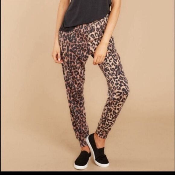 Young Fabulous & Broke Leopard Print Jogger Pant - Picture 1 of 8